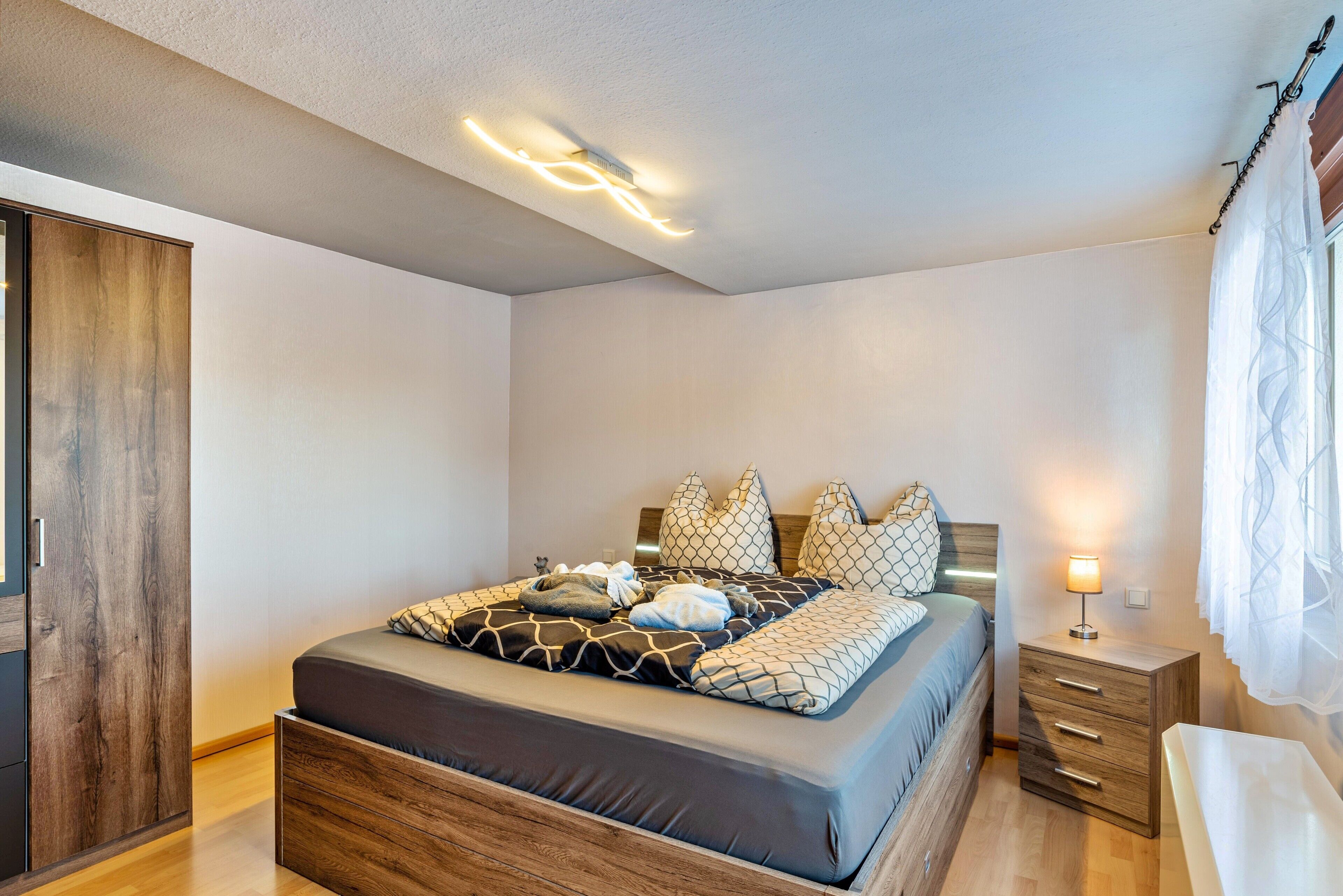 2 chambres, Wi-Fi gratuit, draps fournis