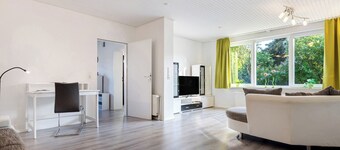 Holiday Apartment 'Am Fährhafen' with Private Garden and Wi-Fi