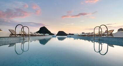 Grand Pioneers Halong Bay Cruise 1