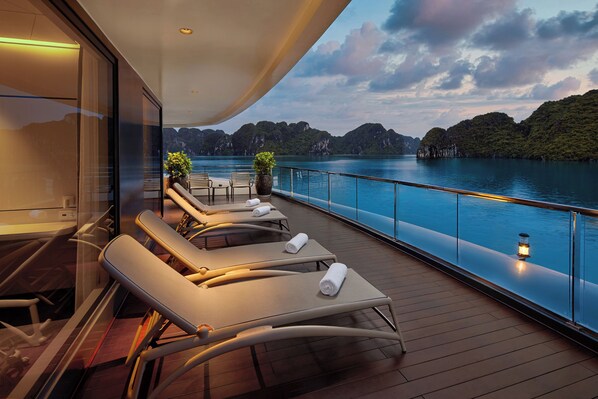 Suíte estúdio superluxo (Essence) | Vista para praia/oceano