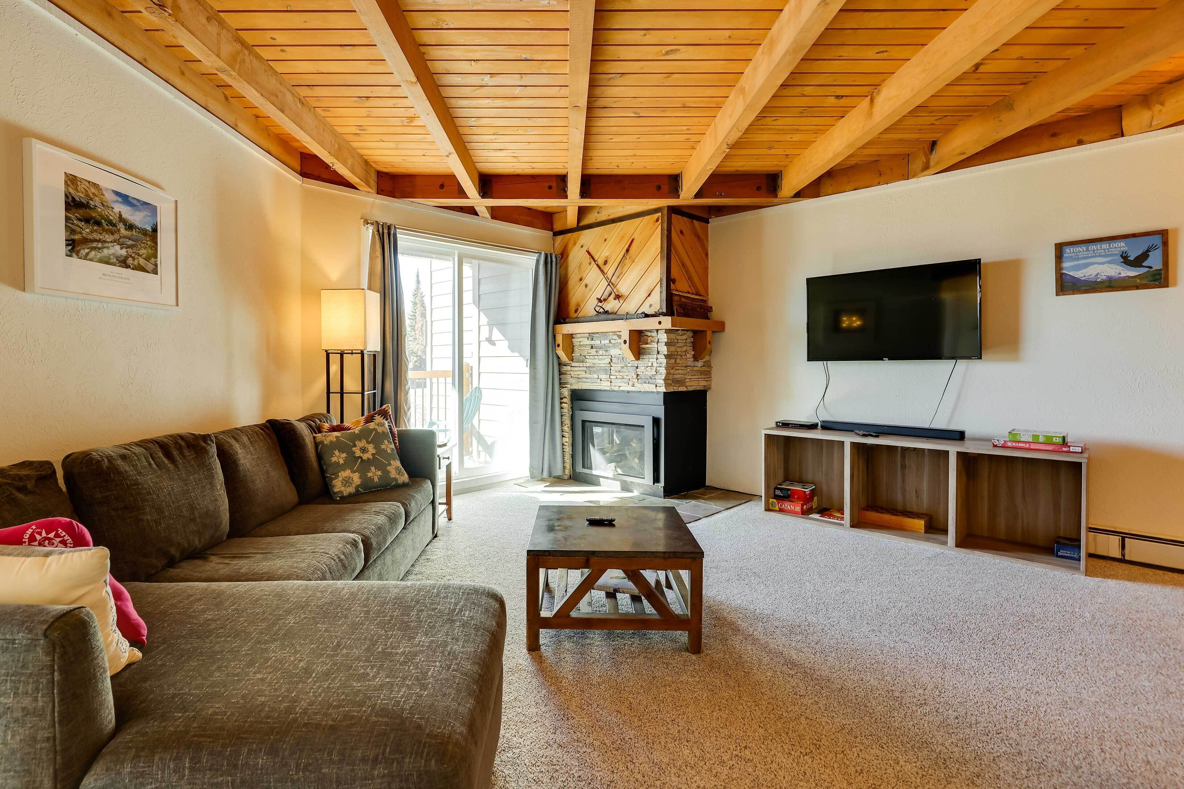 Silverthorne Condo w/ Community Pool & Game Room!