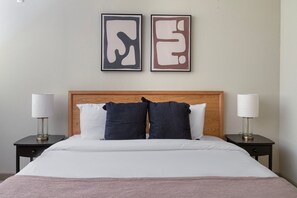 3 quartos, ferros/tábuas de passar roupa, Wi-Fi, roupa de cama