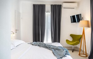 2 室のベッドルーム、アイロン / アイロン台、WiFi (無料)、ベッドシーツ