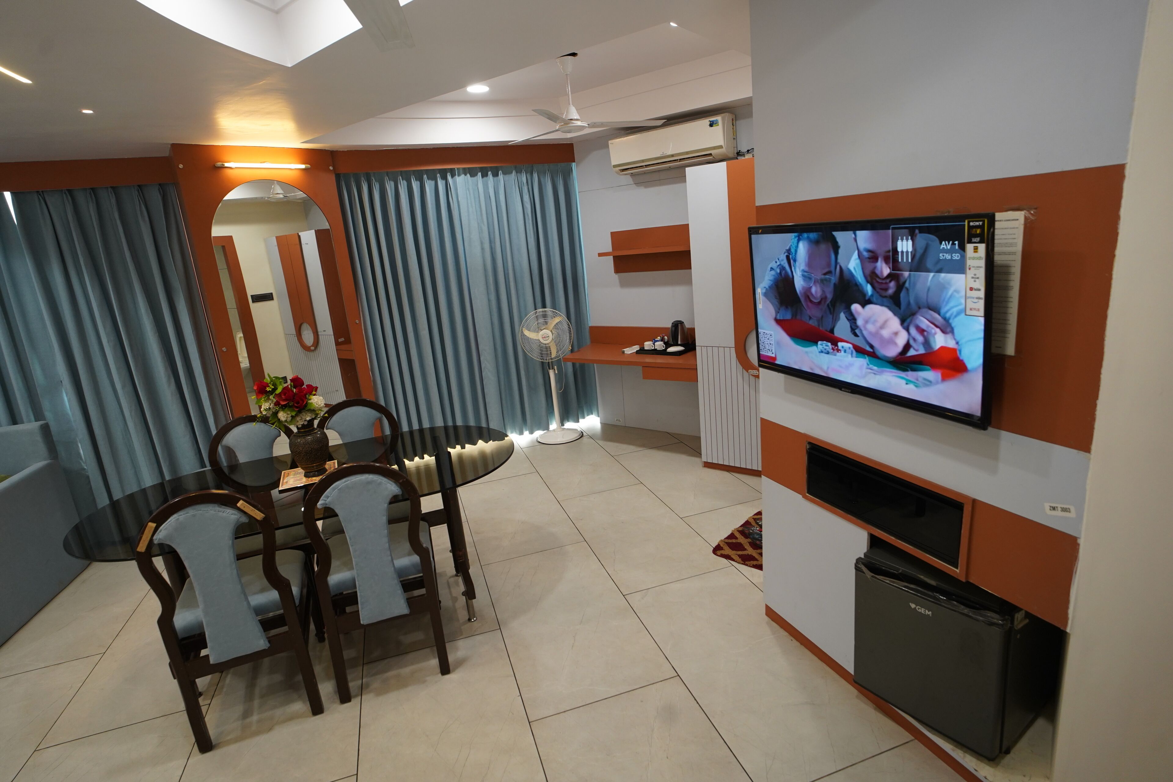 デラックス スタジオスイート | WiFi (無料)、ベッドシーツ