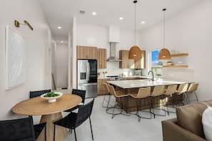 Dining - MILOS Beach House-NEW Luxe Haven Steps from BEACH -NEW ROOFTOP POOL 36 FT LONG (Indian Rocks Beach)
