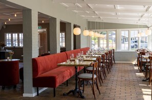 Dining - Hotel Nørrevang (Vaeggerlose)