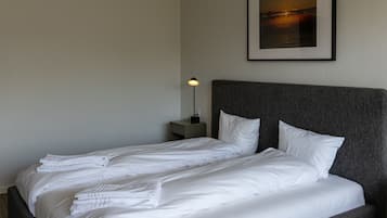 In-room safe, free WiFi