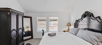 Rustic Retreat - Luxury Updates- Pool Table