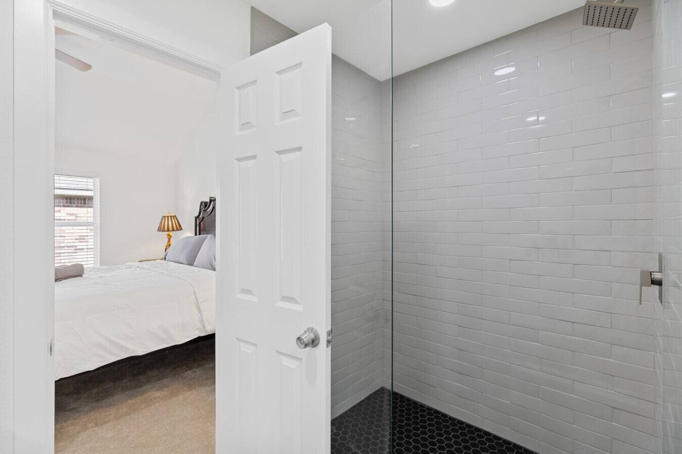 4 chambres, bureau, fer et planche à repasser, Wi-Fi