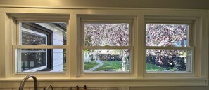 Interior - The Kimball House pet friendly fully fenced front yard (Twin Falls)