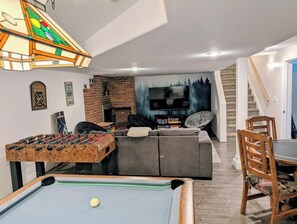Spielezimmer
