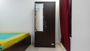 8 bedrooms, WiFi, bed sheets - Day Night Resort & Restaurant Jaldapara Wildlife Century Best Accommodation (Uttar Madarihat)