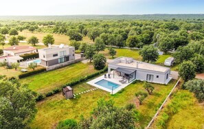 Exterior - Stunning home in Pula (Pula)
