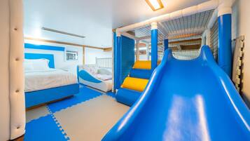 Basic Room, 1 Bedroom (Kids Room 202) | 1 bedroom, free WiFi