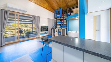 ベーシック ルーム 1 ベッドルーム (Kids Room 302) | 1 室のベッドルーム、WiFi (無料)