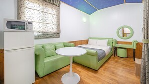 Basic Room, 1 Bedroom (Capming 5(with pet)) | 1 bedroom, free WiFi - Gapyeong Lucerne Kids Spa Pension (Gapyeong)