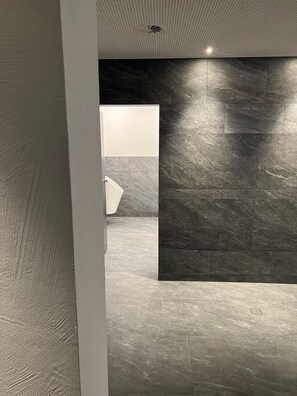 Un sauna, baño turco