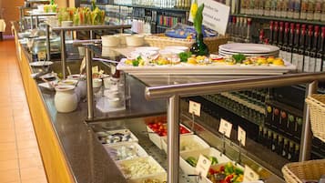 Bao gồm bữa sáng buffet hàng ngày