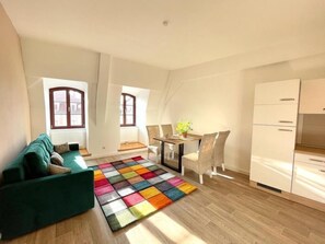 Fernseher