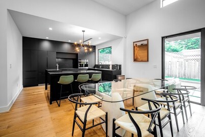 Modern Lux Villa, Private Pool, Billiards, Grill, Ping Pong, Design District