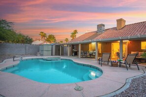 Pool - Charming Pool Retreat: 5BR LV Home w/ Pool Table (North Las Vegas)