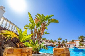 Pool - Apartment Paraiso Royal with Pool (Playa de Las Américas)