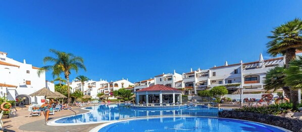 Pool - Fairways Club Sky Suite - Panoramic Views & Heated Pool (Amarilla Golf)