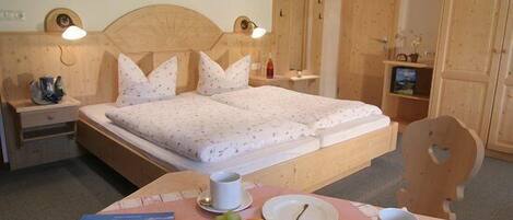 1 soverom, internettilgang og sengetøy