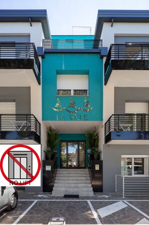 Coffres-forts dans les chambres, Wi-Fi gratuit, draps fournis