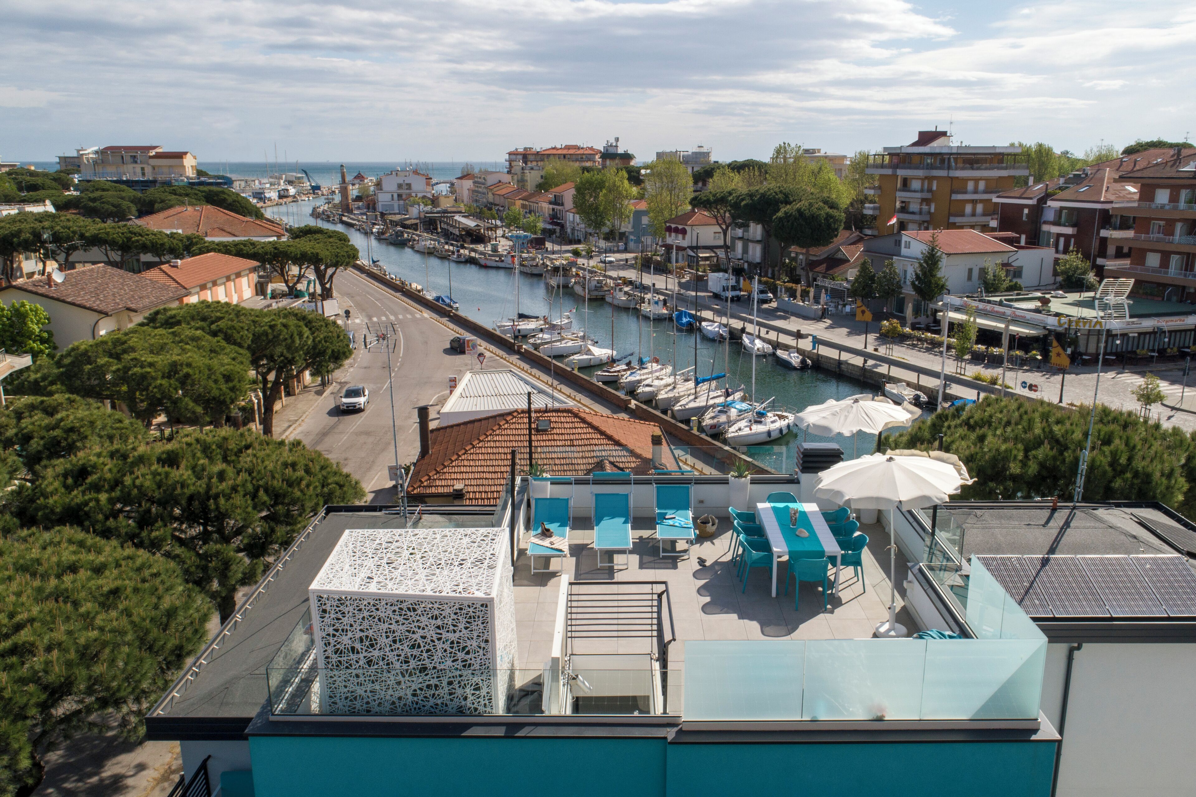 Panoramic-Apartment, 2 Schlafzimmer, Terrasse, Stadtblick | Ausblick vom Zimmer