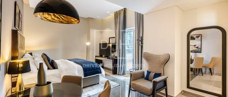 Egyptian cotton sheets, premium bedding, individually furnished