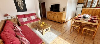 Appartement Dans un Chalet Ă  la Montagne Avec TrĂšs Belle vue sur le Mont-blanc