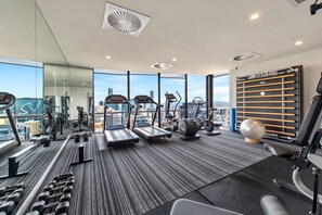 Fitness facility - City Living! 1Bed/1Bath/1Car/Pool (Brisbane City)