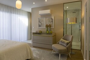 2 dormitorios, tabla de planchar con plancha, wifi gratis y ropa de cama