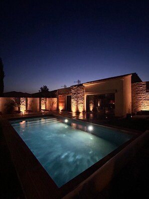 Outdoor pool, a heated pool