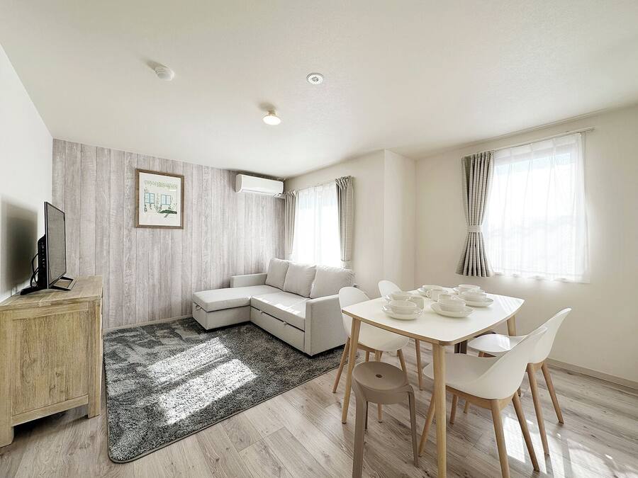 Apartamento grand, 2 quartos | Área de estar