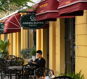 Front of property - Green Suites Hotel Ha Long (Ha Long)