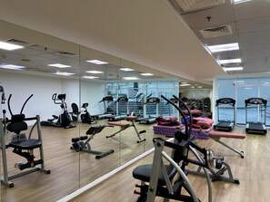 Fitness facility - Premium 2BR Apt w/ Marina Views (Dubai)
