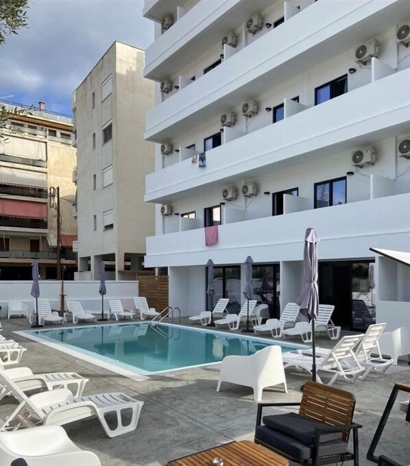 Piscina a l'aire lliure de temporada 