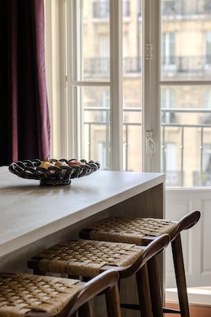1.75 Paris La Trêve