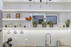 Deluxe Apartment | Private kitchen | Full-size fridge, oven, stovetop, electric kettle - Acropolis Urban Oasis (Athens)