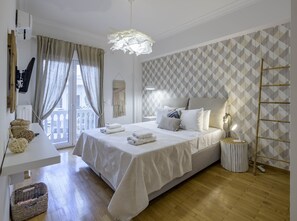 Deluxe Apartment | 3 bedrooms, individually decorated, individually furnished - Acropolis Urban Oasis (Athens)