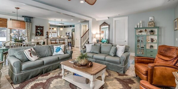 TV - Unrivaled Luxury 3BR Home with Private Pool (North Myrtle Beach)