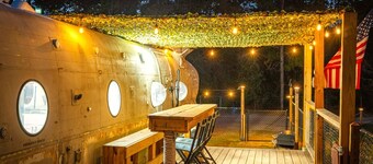 Get to the CHOPPA! One-of-a-kind 2/1 HELICOPTER on 5 acres in the woods!