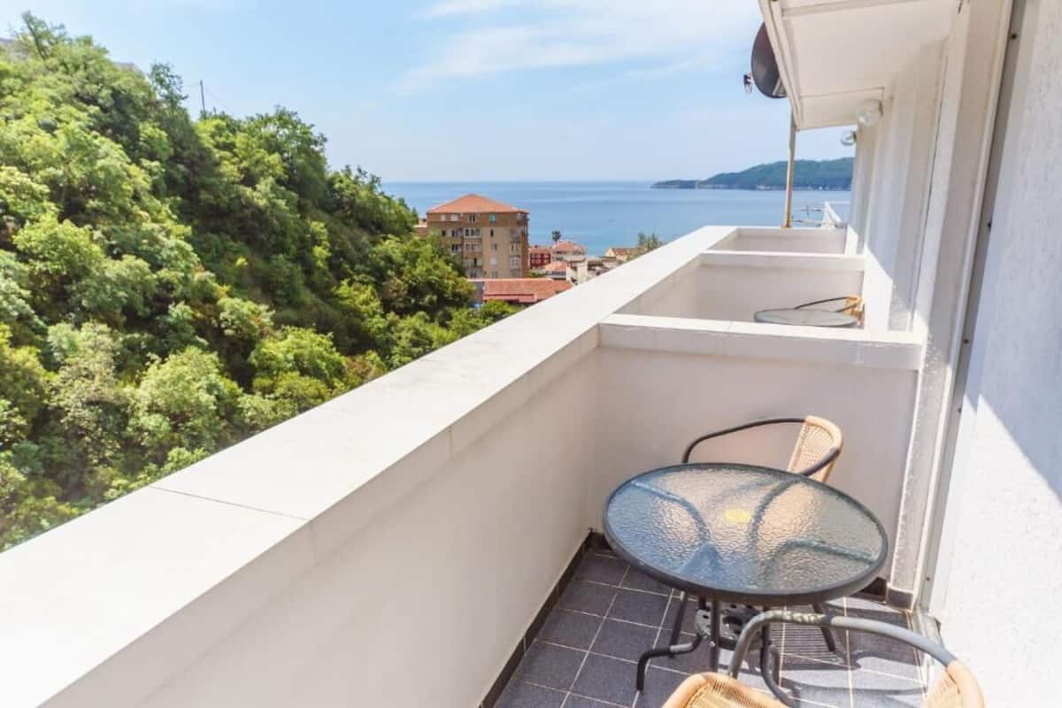 Four Bedroom Superior Apartment, Sea View | Terrace/patio