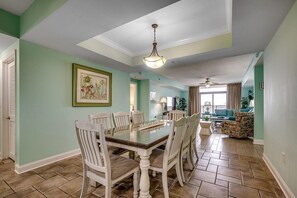 Dining - Indulge in Oceanfront Luxury at the Indigo Tower (North Myrtle Beach)