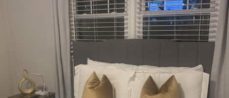 2 dormitorios, escritorio, tabla de planchar con plancha y wifi gratis