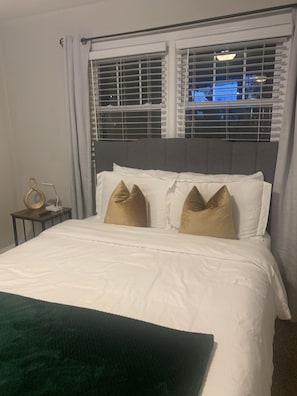 2 Schlafzimmer, Schreibtisch, Bügeleisen/Bügelbrett, kostenloses WLAN