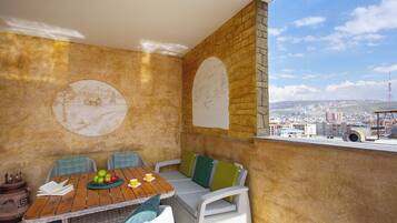 Luxury Apartment | Balcony