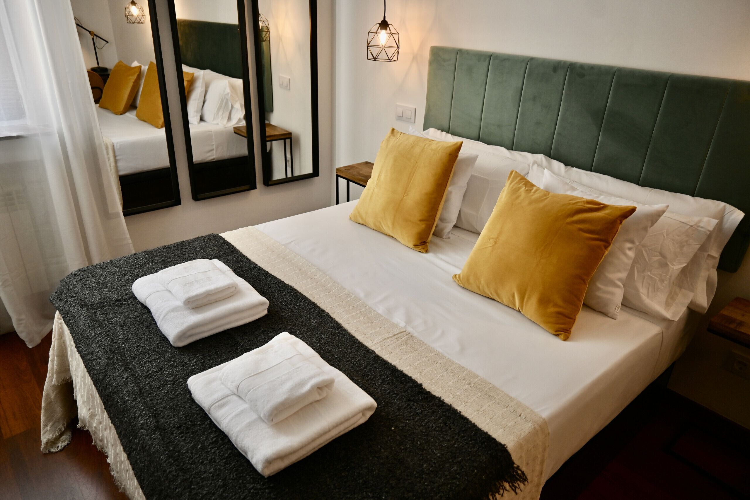 3 habitaciones, tabla de planchar con plancha y wifi gratis 